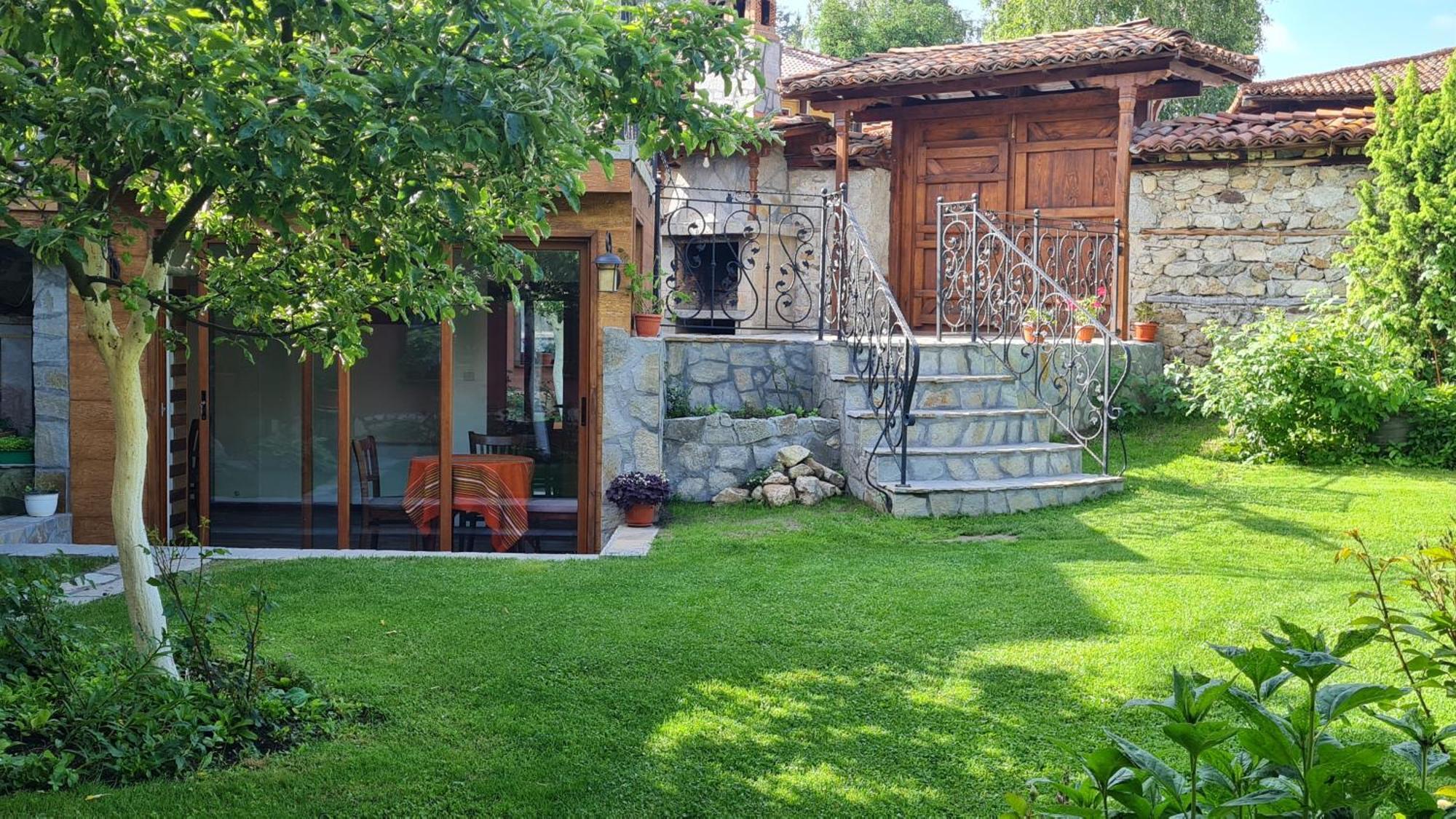 Guest House Zlatniyat Telets Koprivshtitsa Exterior photo